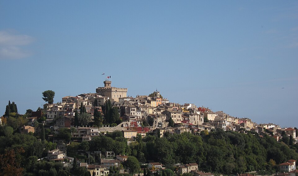 Le Haut — de — Cagnes 01