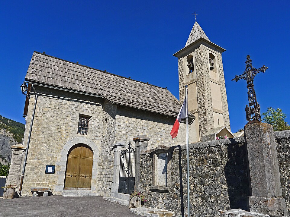 L'église Saint — Nicolas de Châteauneuf — d'Entraunes