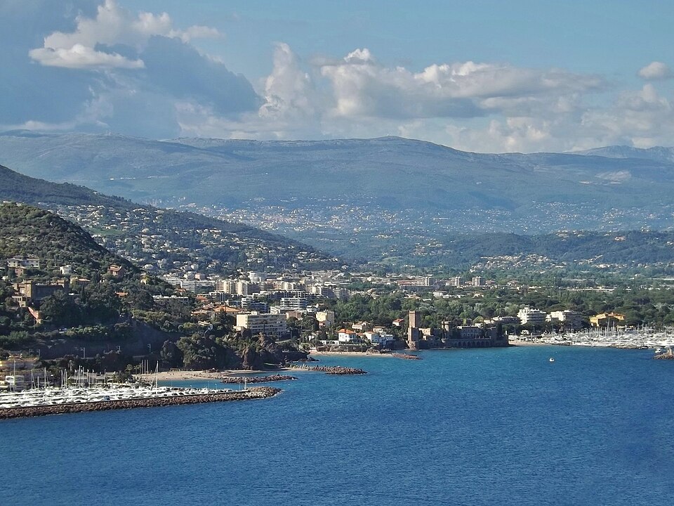 Mandelieu — la — Napoule (panorama 2014)