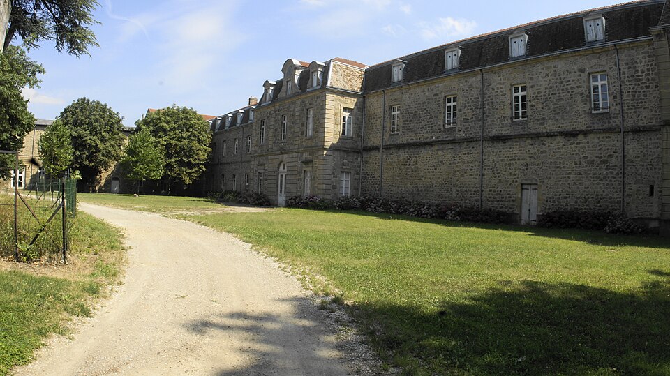 Château des Célestins vue de l'entrée principale