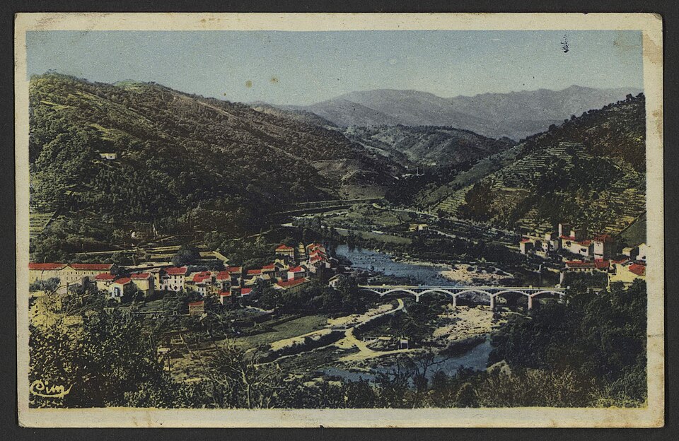 La bégude (Ardèche) — Vallée de l'Ardèche (33762189623)