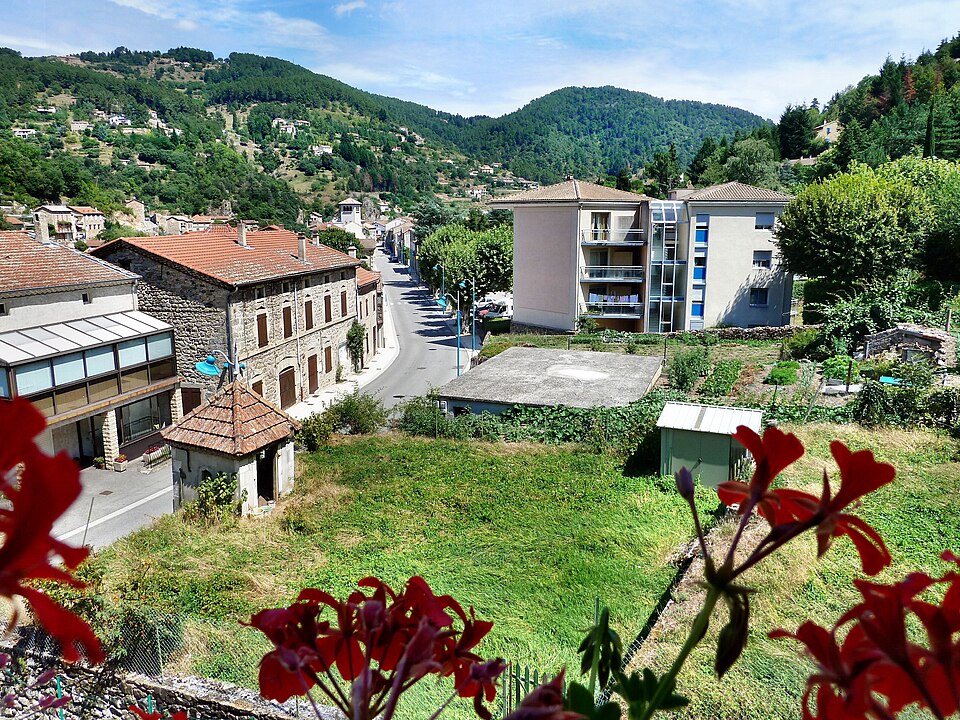 St Sauveur rue des ecoles