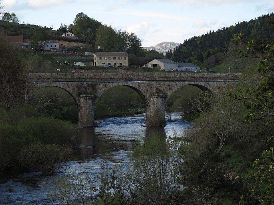 Usclades — et — Rieutord pont Loire02 2016 — 05 — 16