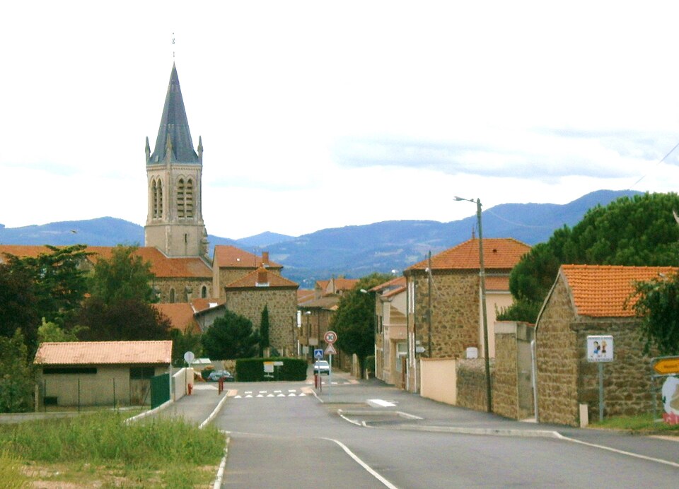 Vernosc — lès — Annonay, entrée du village 1