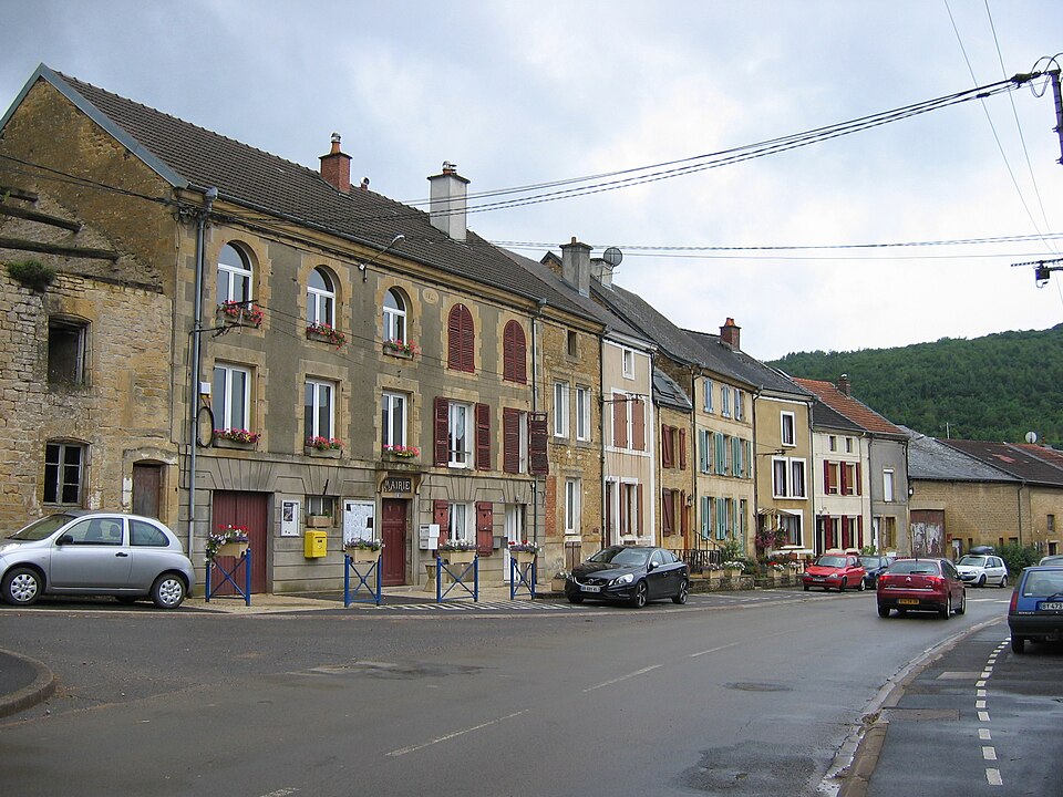 Mairie Angecourt 077