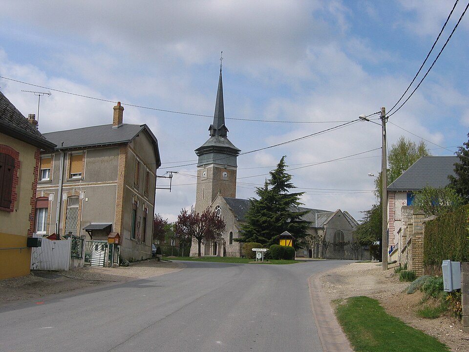 Arrivée eglise Banogne Banogne — Recouvrance Ardennes France