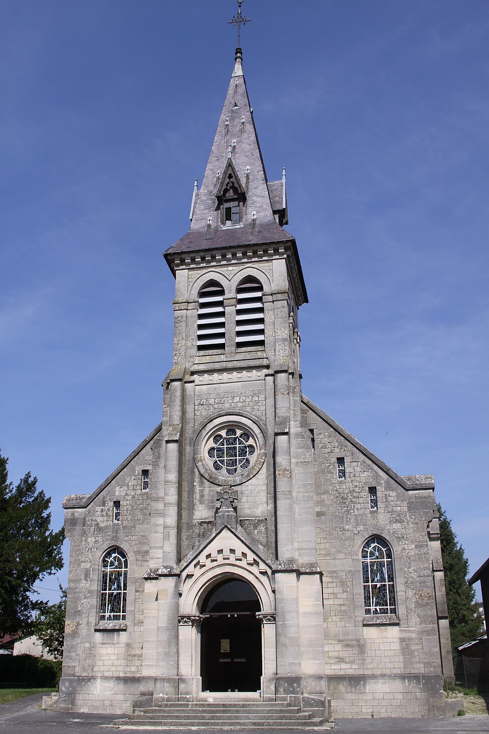 Le Chatelet — Sur — Retourne — l’Église Saint — Nicolas — Photo Francis Neuvens lesardennesvuesdusol.fotoloft.fr