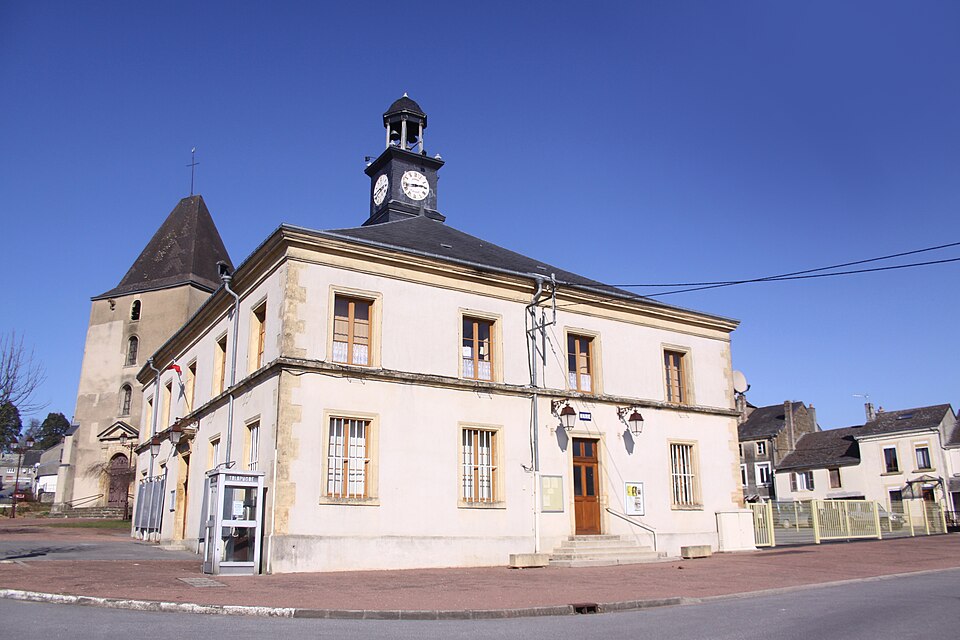 Francheval — la Mairie — Photo Francis Neuvens lesardennesvuesdusol.fotoloft.fr