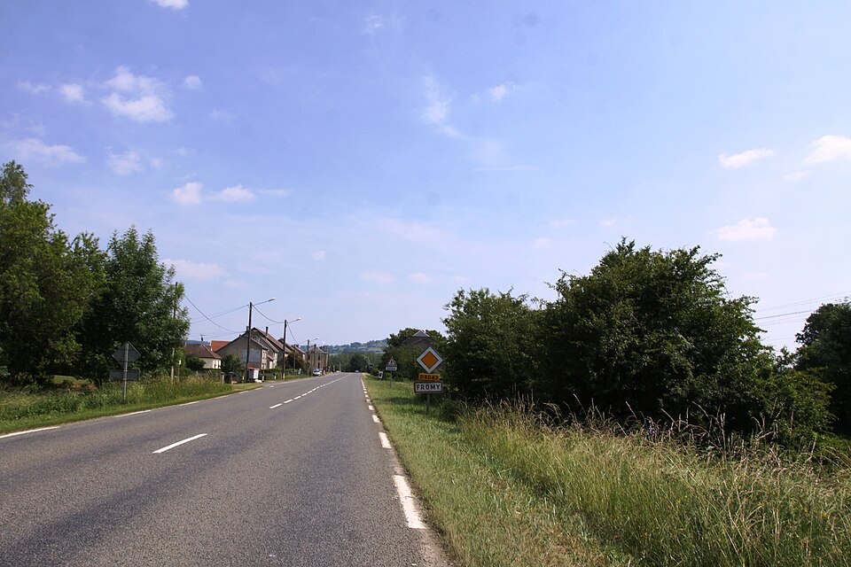Fromy (Ardennes) — le village — Photo Francis Neuvens lesardennesvuesdusol.fotoloft.fr