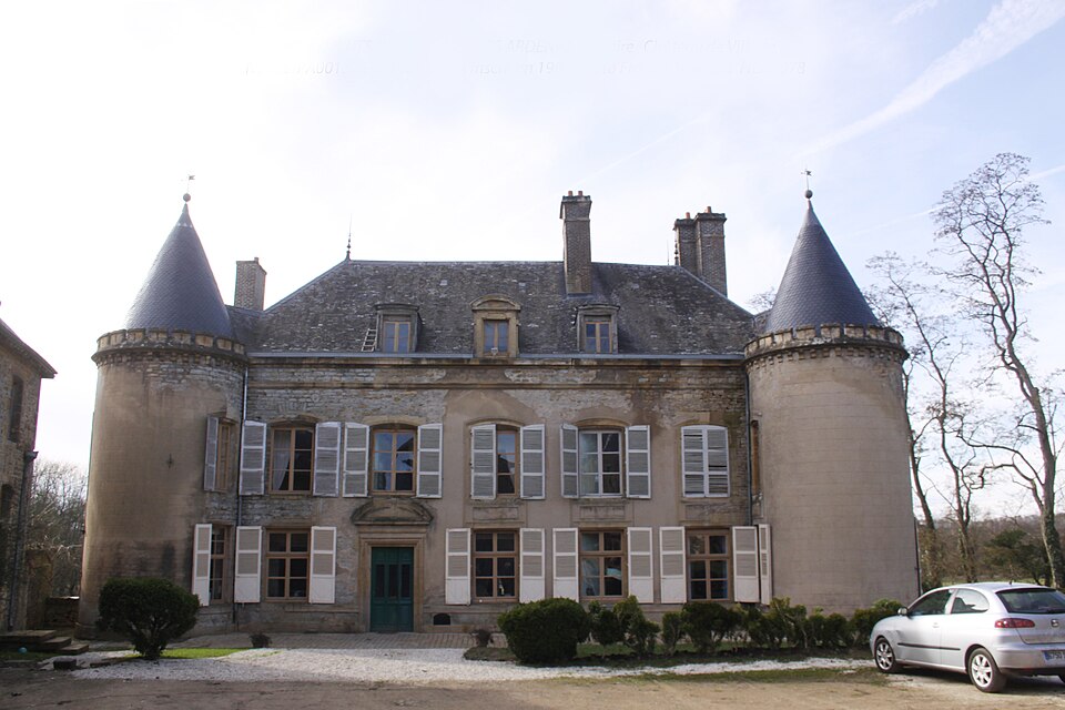 Glaire Château de Villette — Photo Francis Neuvens lesardennesvuesdusol.fotoloft.fr jpg