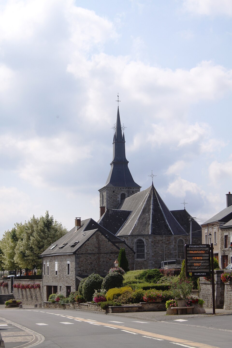 Hargnies — Église Saint — Lambert — Photo Francis Neuvens lesardennesvuesdusol.fotoloft.fr