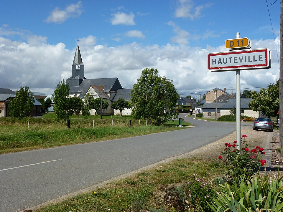 Hauteville (Ardennes) city limit sign