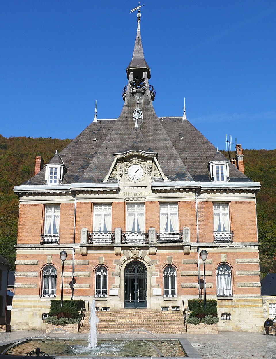 Haybes — Hôtel de ville