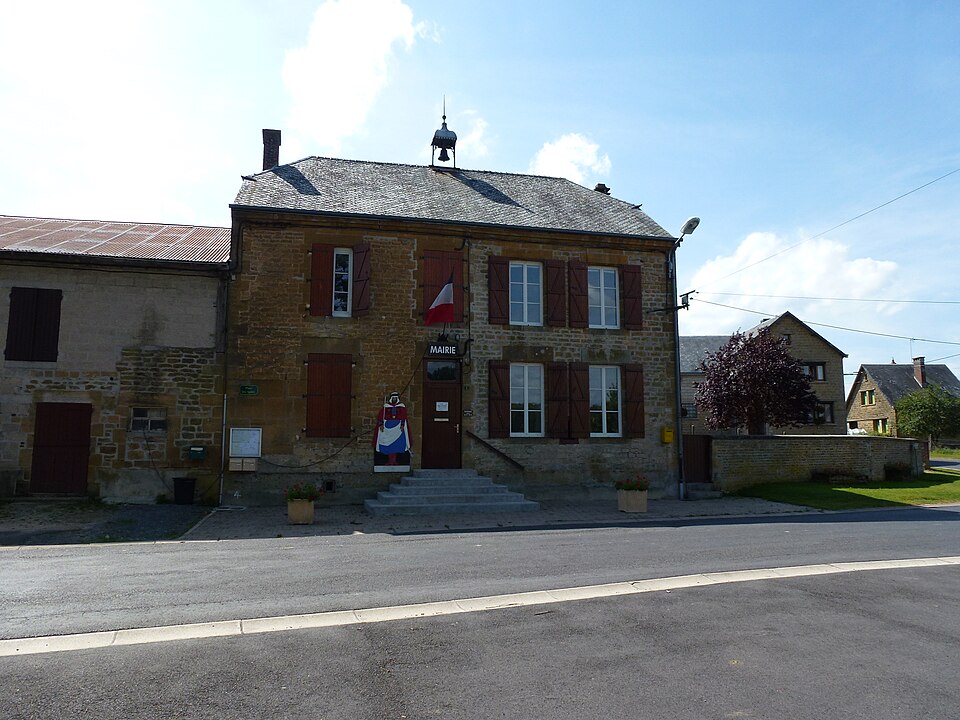 La Horgne (Ardennes) mairie et musée des Spahis