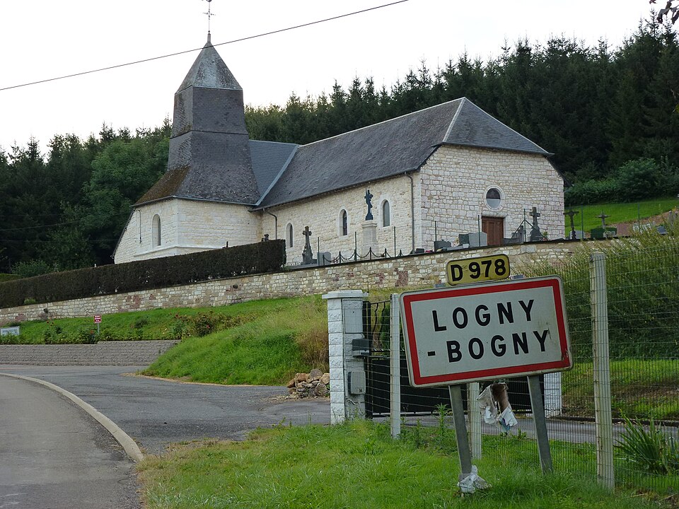 Logny — Bogny (Ardennes) église et plaque entrée village