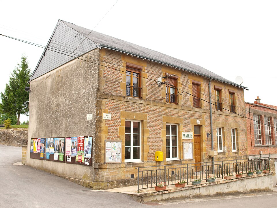 Mont — Saint — Martin — FR — 08 — mairie — 13