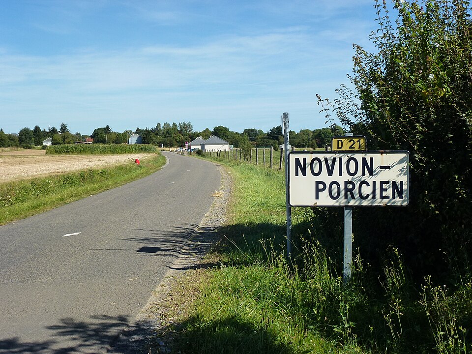 Novion — Porcien (Ardennes) city limit sign