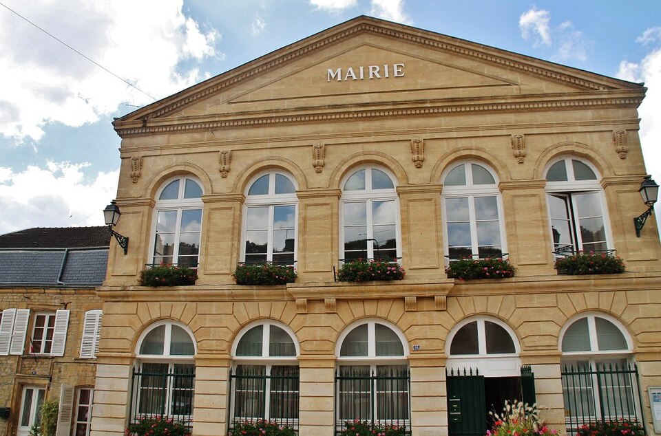 103 (2) Raucourt — et — Flaba ( 08450 )