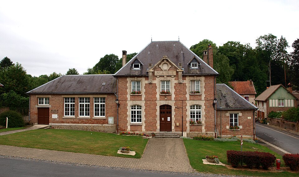 Savigny — sur — Aisne — FR — 08 — mairie — 02