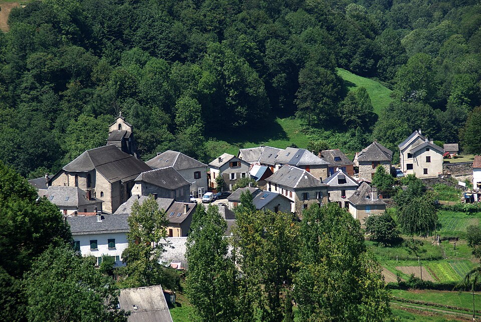 Le village d'Alos (Ariège)
