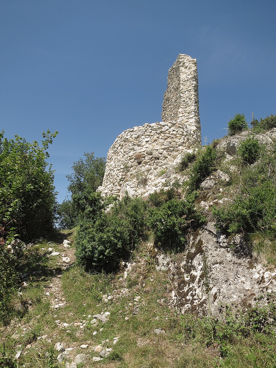 Balaguères — Tour Sainte — Catherine — 20150820 (2)