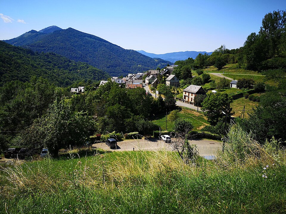 Village de Samortein (commune de Bethmale) en Ariège — Août 2020
