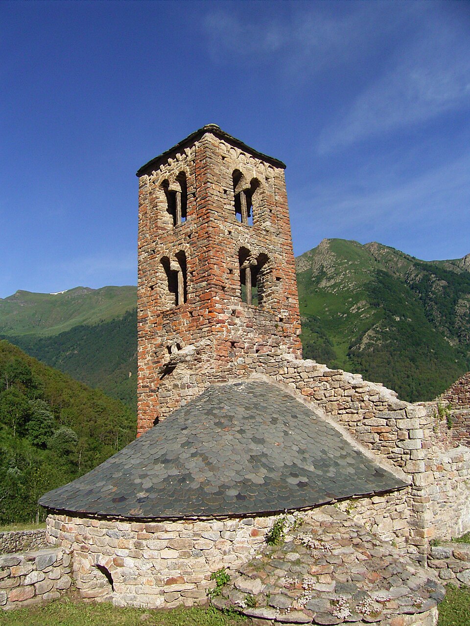 France Mérens — les — Vals Church