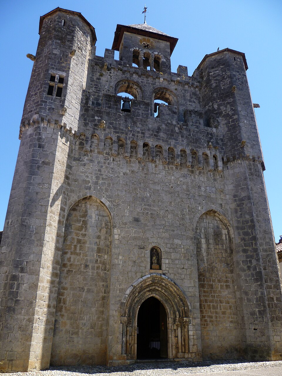 Église de Montjoie — en — Couserans 1