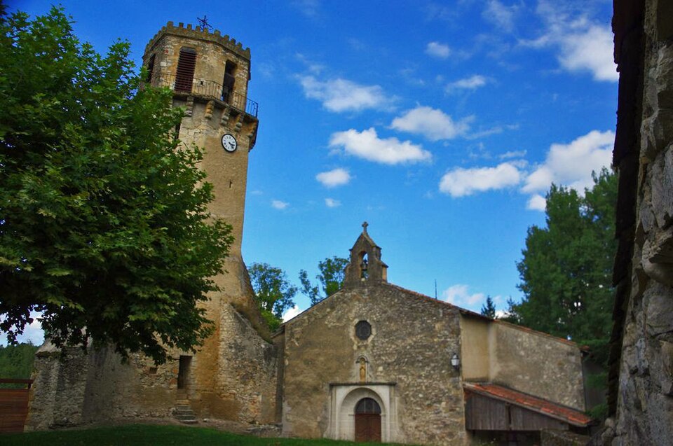 L'église et le donjon — clocher de Tourtouse (Ariège)
