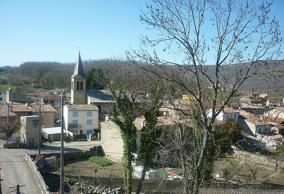 Villeneuve — d'Olmes, vue du centre du village