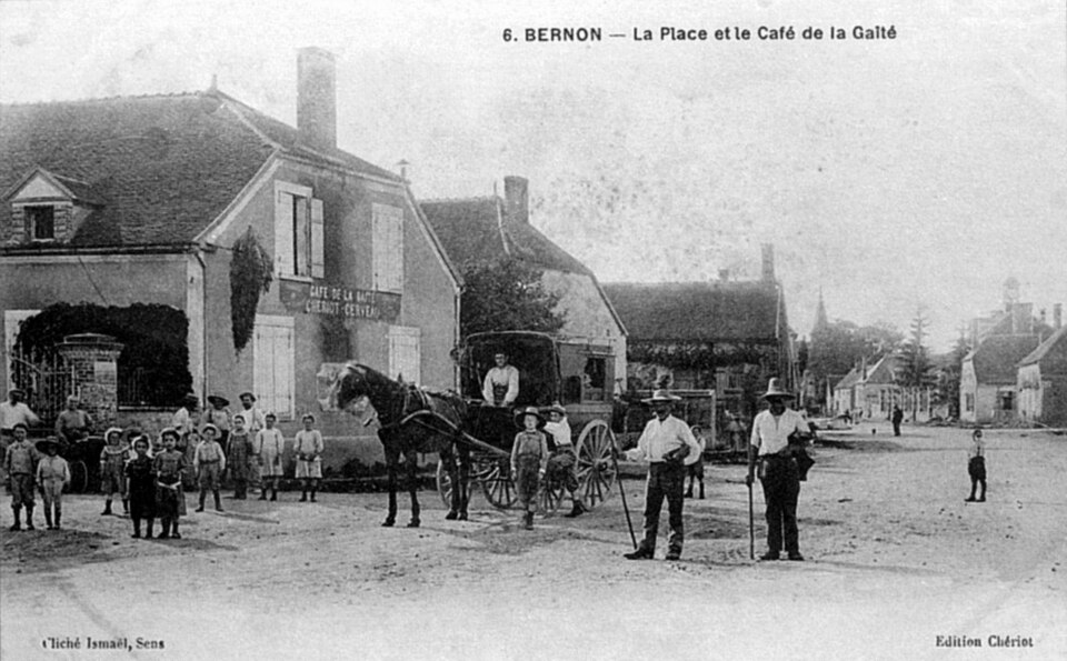 Bernon Carte postale 10