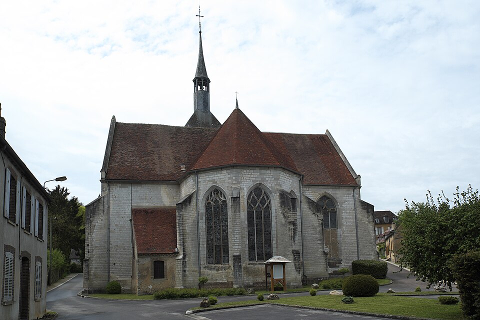 Bérulle Notre — Dame — de — la — Nativité 275