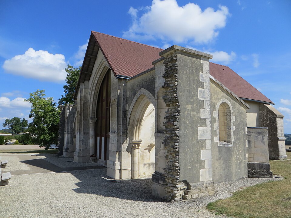 Bragelogne − Église Saint — Pierre — aux — Liens 5