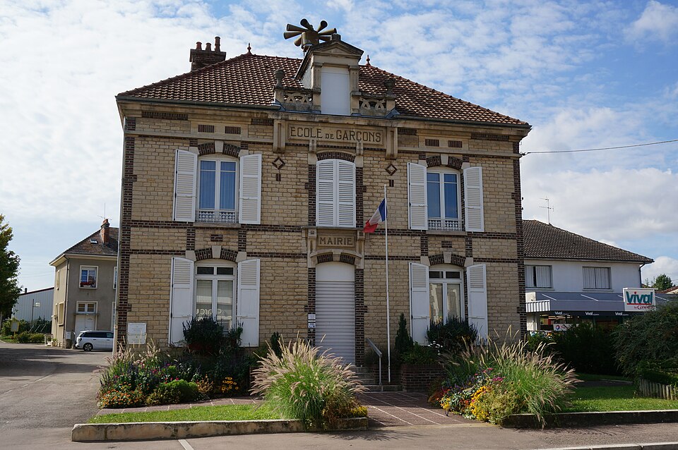 Mairie Bréviandes 07910