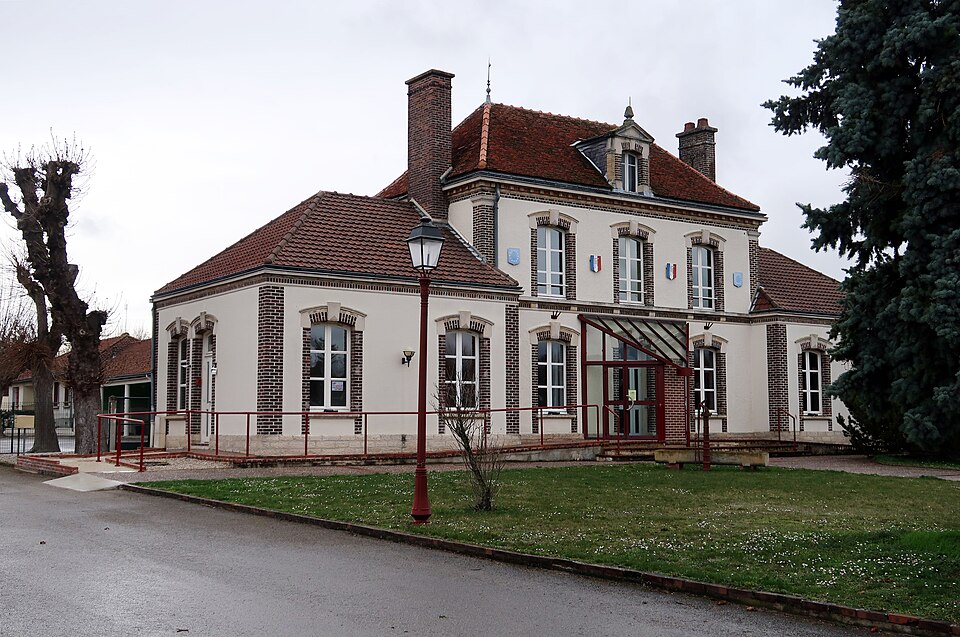 Charmont — sous — Barbuise, mairie
