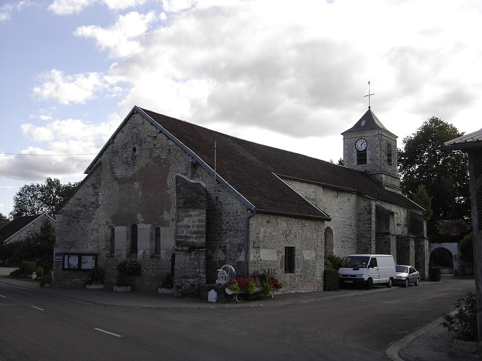 Eguilly église2