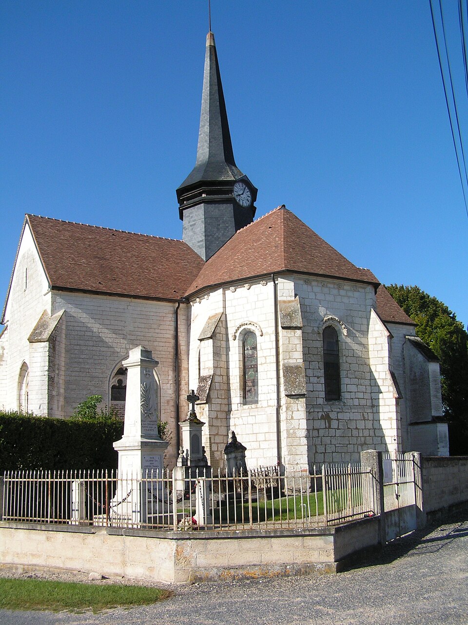 Isle Aubigny Église Saint — Martin