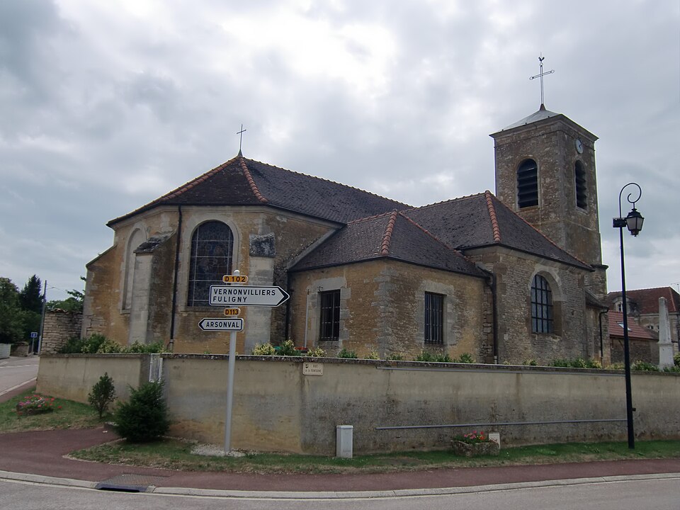 Lévigny église2