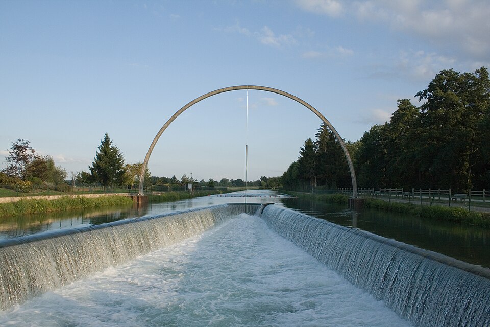 Lusigny — sur — Barse Sculpture Rinke