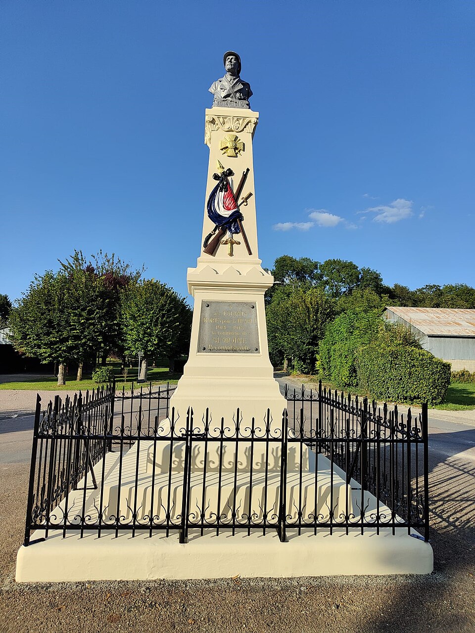 MonumentauxmortsSemoine