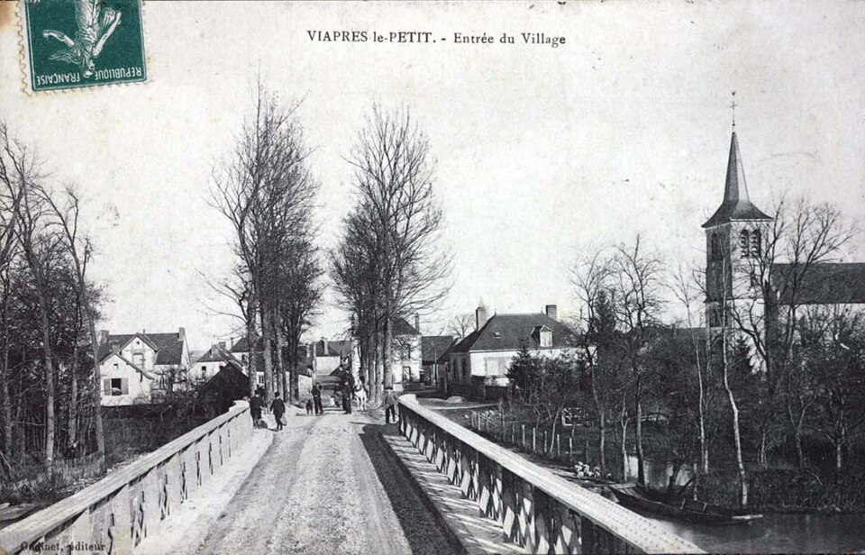 Viâpres — le — Petit église