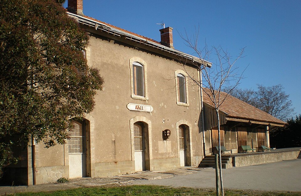 Azille la Gare
