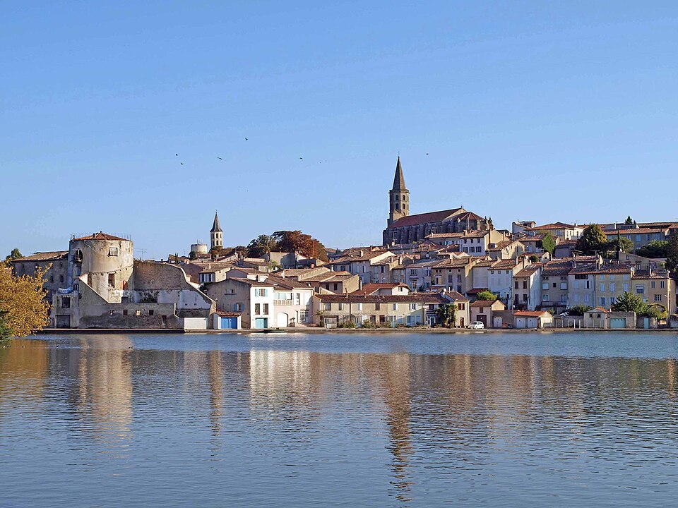 Castelnaudary bassin canal