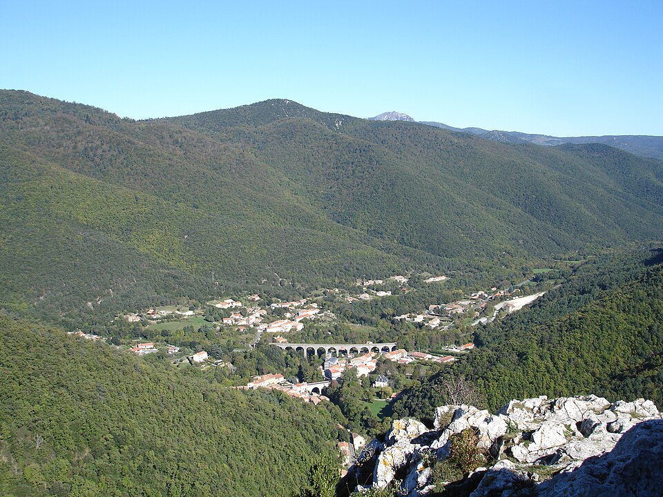 Lapradelle — Puilaurens vue depuis le château