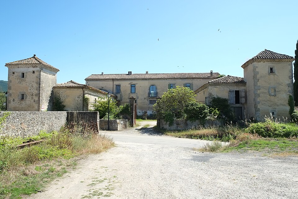Villar — Saint — Anselme Castle 4325