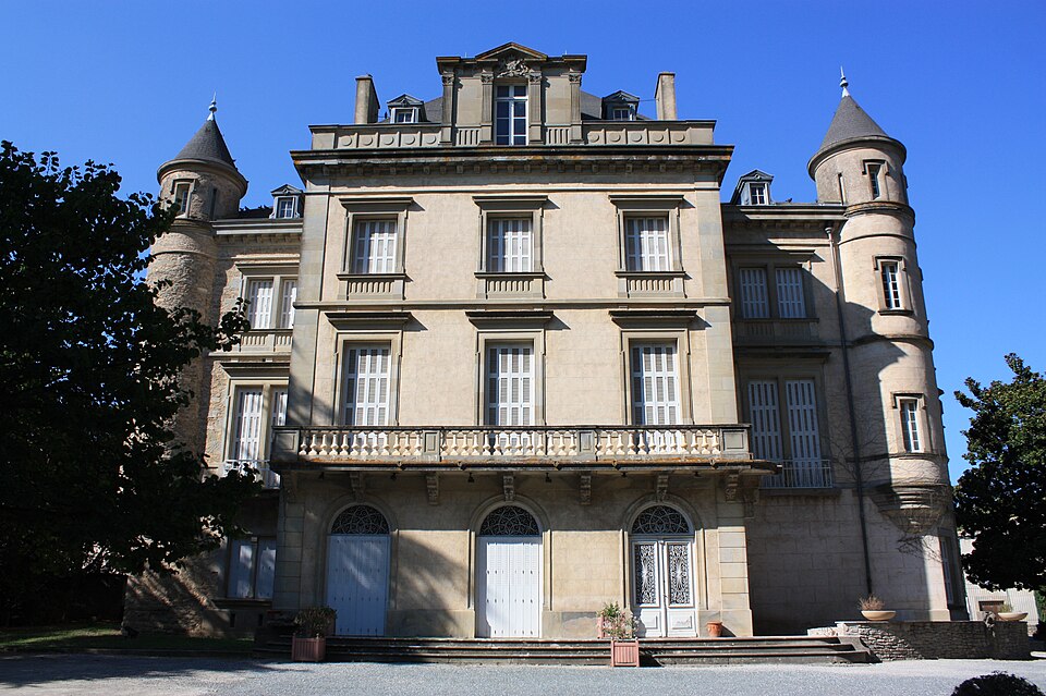 Villegly — Château 3