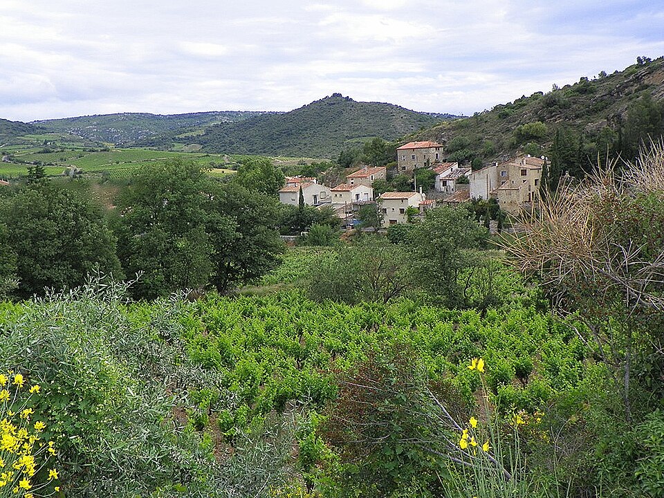 Villeneuve — les — Corbières