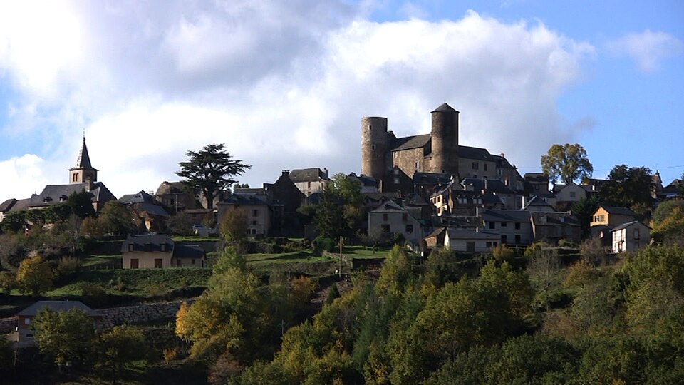 Pomayrols village