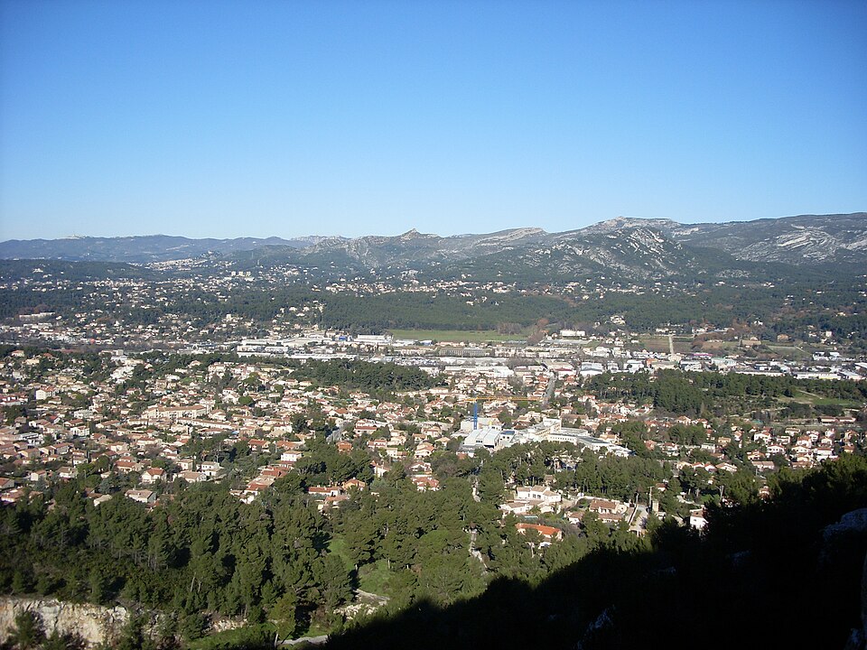 La Penne — sur — Huveaune