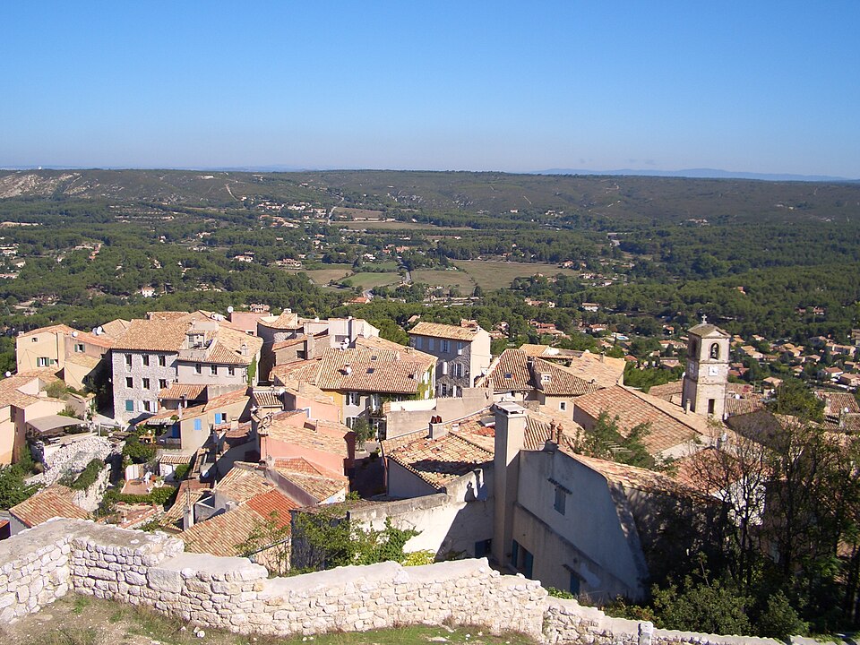 Ventabren village